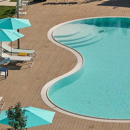 Hotel Quark 4*