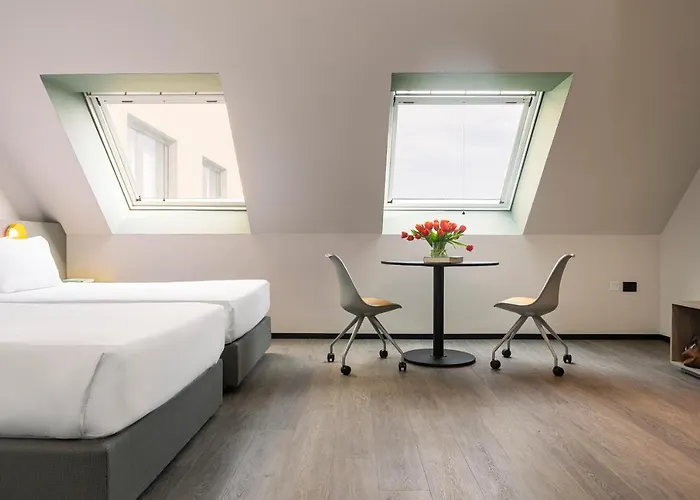 Quark Ξενοδοχείο