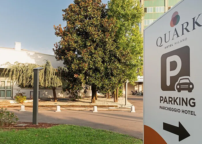 Ξενοδοχείο Quark 4*