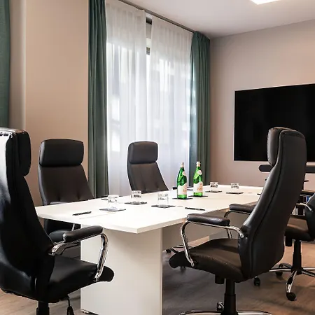 فندق كوارك هوتل ميلانو 4*